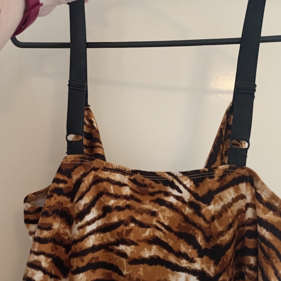 CITY CHIC 🐯 HOST PICK 🐯 City Chic Tigress Bodysuit Size S - Picture 4 of 5